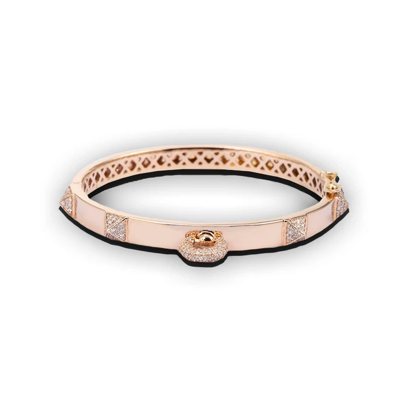 Chic Gold Sparkle Bracelet