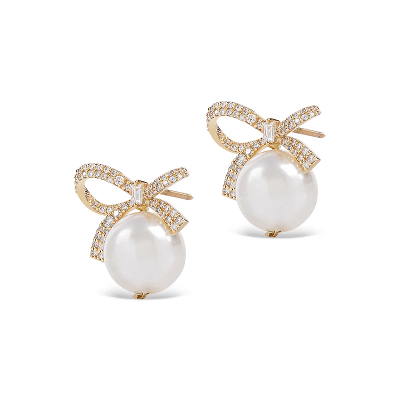 Pearl Elegance Bow Stud Earings